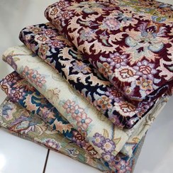 تصویر روفرشی نادر بافت یزد سایز ۳ متری ابعاد ۱.۵ در ۲ متر 