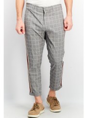 تصویر شلوار چینی چهارخانه مردانه با فیت معمولی، خاکستری/سفید برند selected Men Regular Fit Plaid Chino Pants, Grey