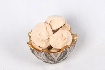 تصویر قره قروت سفید پفکی 100 گرمی خالص 