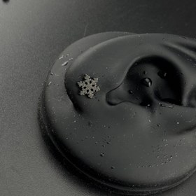 تصویر پیرسینگ برف‌دانه 