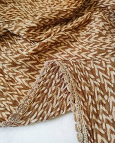 تصویر شال پلیسه دور عدسی پاییزه 