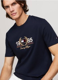 تصویر تی‌شرت یقه گرد با گلدوزی لوگو مردانه - ترکیب پنبه، آبی برند Tommy Hilfiger Men's Logo Embroidery Featuring a Crew Neck T-Shirt - Cotton blend, Blue