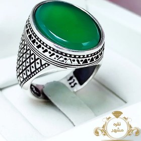 تصویر انگشتر مردانه عقیق سبز با رکاب نقره Men's green agate ring with silver bezel