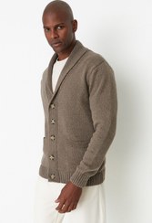 تصویر ژاکت مردانه کرمی برند trendyol man TMNAW22HI0131 Vizon Erkek Regular Şal Yaka Triko Hırka TMNAW22HI0131