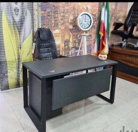 تصویر میز مدیریت السا 