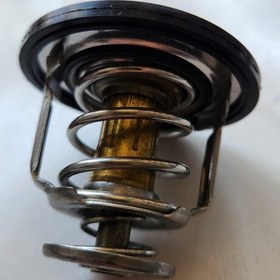 تصویر ترموستات جک S5 ، لیفان 820 و تویوتا کمری تولید چین 