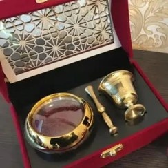 تصویر زعفران ۳۳۰ گرم جعبه بسته بندی مخمل طرح مروارید 