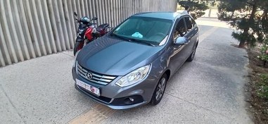 تصویر جک J4 مدل 1402 ا اتوماتیک اتوماتیک