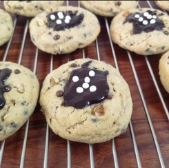 تصویر کوکی گردویی نیویورکی شیراز/مناسب عصرانه و پذیرایی/حداقل سفارش ۱۰عدد - 60گرم 