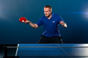 تصویر توپ پینگ پنگ 