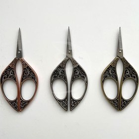 تصویر قیچی گلدوزی آنتیک مدل 211 