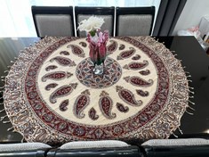 تصویر رومیزی گرد قلمکار اصفهانی قطر 120 مدل 2 