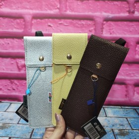 تصویر جامدادی چرم بزرگسال 