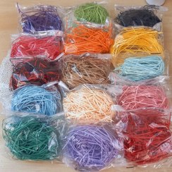 تصویر پوشال رنگی کاغذی ساده 15 گرمی جنس کاغذی رنگ بنفش قرمز زرد آبی نباتی قهوه ای کرمی سبز نارنجی صورتی و ... 