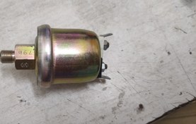 تصویر مهره فشار روغن یا فشنگی روغن پیکان دو فیش ، کاربراتور 