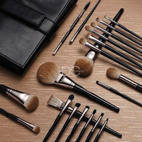 تصویر ست براش 21 تیکه صورت ایگشو Eigshow 21 Pcs Black Swan Brush