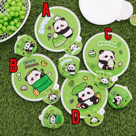 تصویر بادبزن کیفی طرح پاندا 