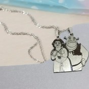 تصویر ست گردنبند کاپلی طرح شرک و پرنسس فیونا 