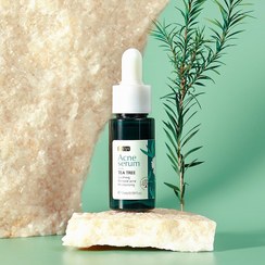 تصویر سرم ضد آکنه و جای جوش درخت چای فنی 