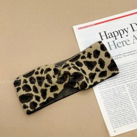 تصویر هدبند بافت پلنگی گره 