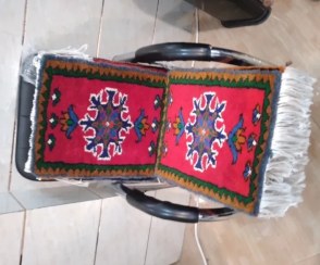 تصویر فرش دست بافت صندلی(بهترین و ارزانترین فرش دست بافت)ما می خواهیم همیشه در کنار شما باشیم 