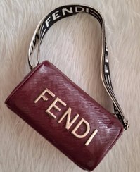 تصویر کیف صندوقی ورنی فندی - زرشکی Fendi