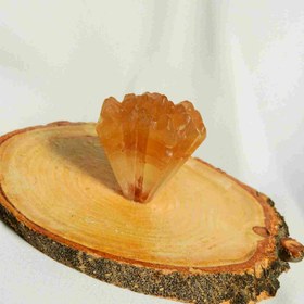 تصویر کریستال کوارتز طبیعی 