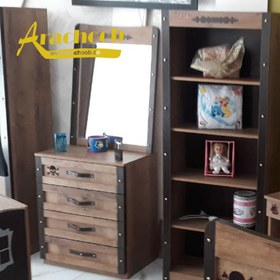 تصویر کتابخانه یا کمد اسباب بازی 