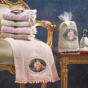 تصویر حوله دستی طرح آمور 