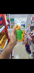 تصویر اسکراپ بدن سنتیوز رایحه زردآلو St. Ives Fresh Skin Apricot Scrub