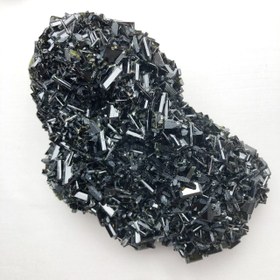 تصویر سنگ اپیدوت فوق کلکسیونی 1100 گرم تمام بلور سالم 