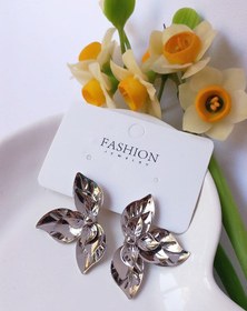 تصویر گوشواره مدل گلبرگ 