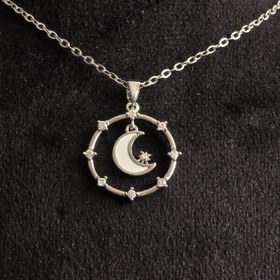 تصویر گردنبند مدار ماه 