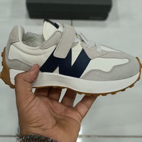 تصویر کتونی بچه گانه نیوبالانس ۳۲۷ کرمی سورمه ای New Balance 327 