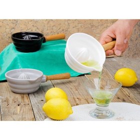 تصویر آبلیمو گیری چینی دسته چوبی مدل Embico 