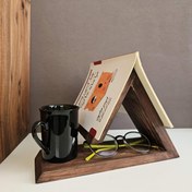 تصویر هولدر چوبی کتاب و عینک دلسی وود 
