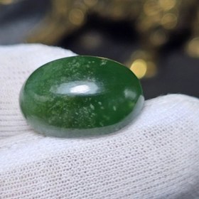 تصویر نگین سنگ یشم خوش رنگ معدنی کد 36776 