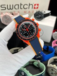 تصویر ساعت مچی سواچ مدل MoonSwatch بند رابر 