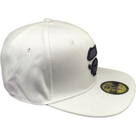 تصویر کلاه کپ فیت بک سفید 