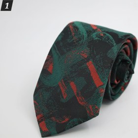 تصویر کراوات و دستمال جیب طرح دار 