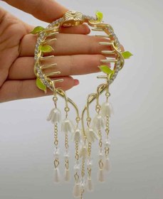 تصویر گیره گوجه‌ای شکوفه 