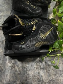 تصویر نایک ایر فومپوزیت Nike Air Foamposite Pro Black Metallic Gold 