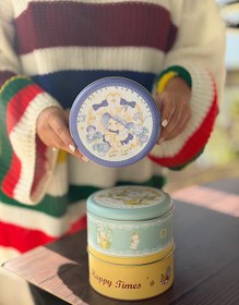 تصویر قوطی فلزی گرد رویایی 