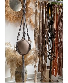 تصویر جاگلدانی مکرومه رنگی 