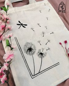 تصویر کیف پارچه ای طرح قاصدک-نقاشی شده با دست(پنبه الیاف طبیعی) hand totebag