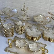 تصویر سرویس ظروف پذیرایی طرح مرمر پایه برگی برنجی سرویس 6نفره 