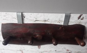 تصویر جالباسی پشت دری روستیک کاج قرمز 