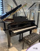 تصویر پیانو گرند یاماها مدل C3 