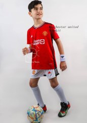 تصویر کیت پسرانه منچستریونایتد 2024 هواداری رنگ قرمز کیفیت +A تایلندی Manchester United 2024 fan kit, red color, Thai quality +A