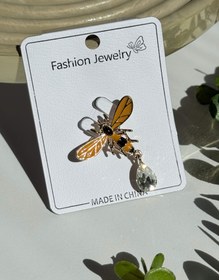 تصویر سنجاق سینه مجلسی فول نگین زنبورعسل کد Xu01140 